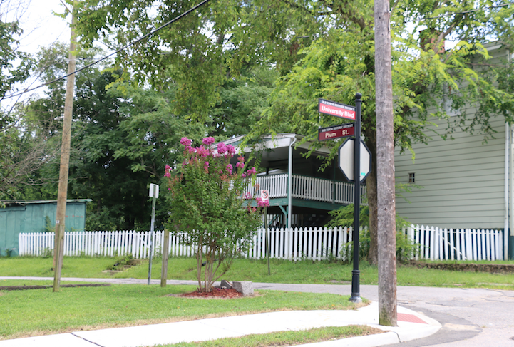 University Blvd-2.png